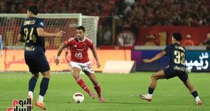 تحديد القنوات الناقلة لمباراة الأهلي والزمالك في قمة الدوري المصري