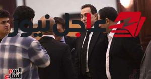 حكيم يودع شقيقه بمسجد المشير طنطاوي بحضور الأقارب والمحبين