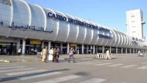 القبض على صاحب شركة ذهب شهيرة بمطار القاهرة بتهم تتعلق بالتهرب من الضرائب