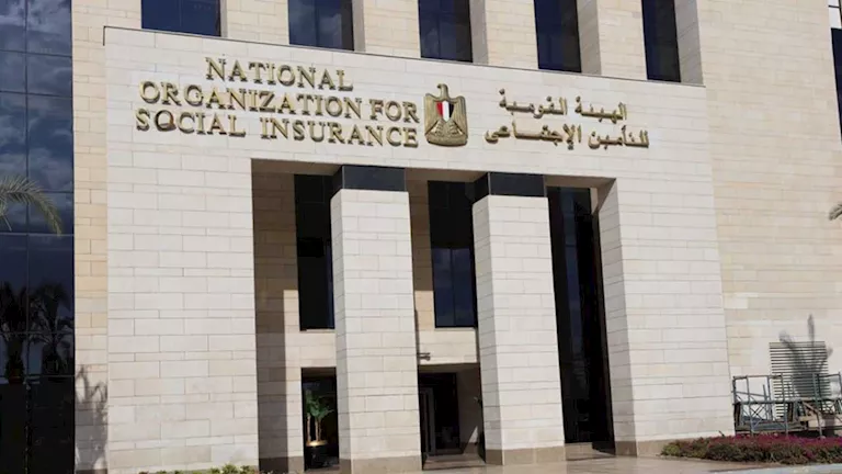 رئيس التأمينات يعلن موعد زيادة الحد الأدنى للأجور من 1755 إلى 2080 جنيهًا