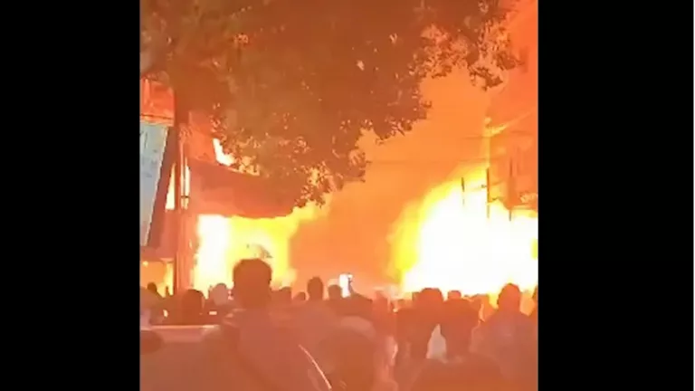اندلاع حريق بمطعم في منطقة حدائق القبة بالقاهرة وكشف أسباب الحادث