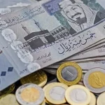 سعر الريال السعودي يرتفع إلى مستوى قياسي خلال تعاملات اليوم