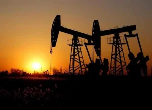 انخفاض أسعار النفط عالميًا اليوم الخميس مع تعافي صادرات الخليج