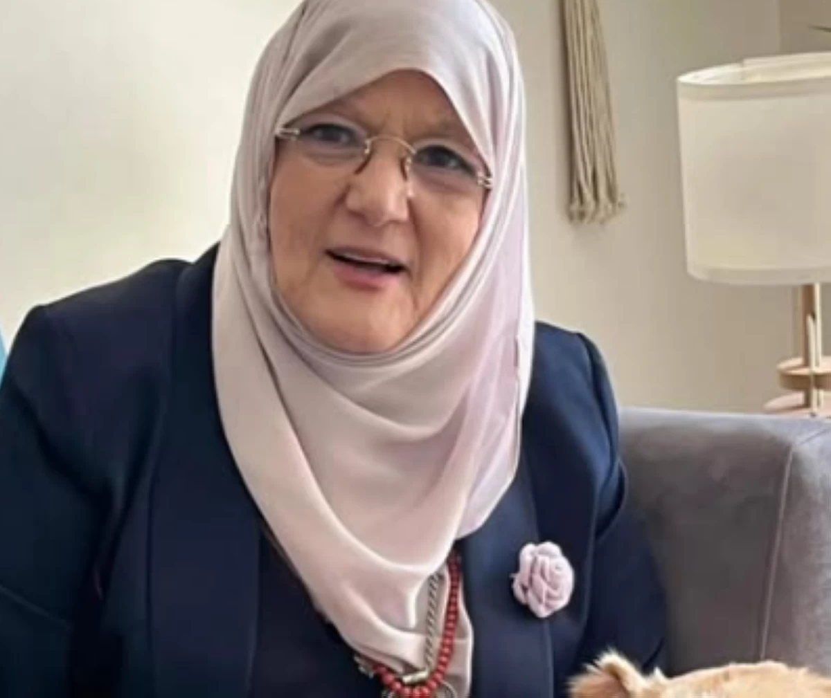 شمس البارودي تنتقد أغنية «الحب إيه غير فيلا وشاليه» لفنانة شهيرة وتثير الجدل