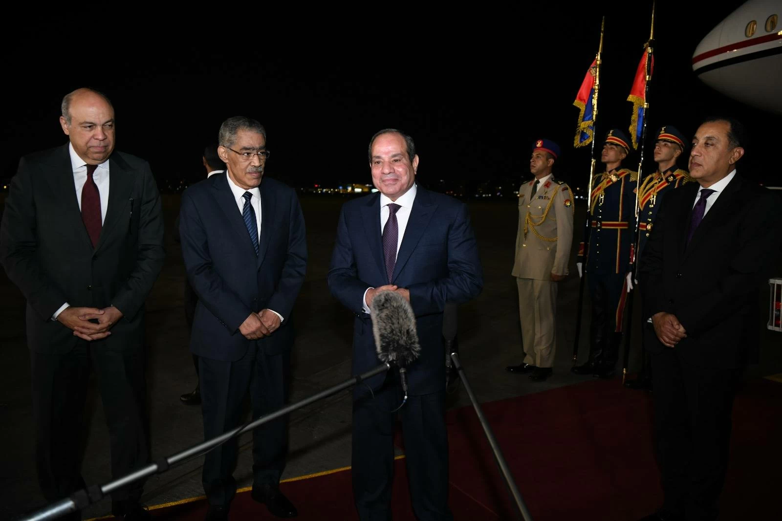الرئيس السيسي يؤكد أن بطل المعركة هو الشعب المصري وليس المسؤولين