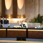 الرئيس السيسي يعلن إنشاء 70 ألف مقبرة جديدة في حلوان والعاشر ويعلق على إزالة بعض المقابر