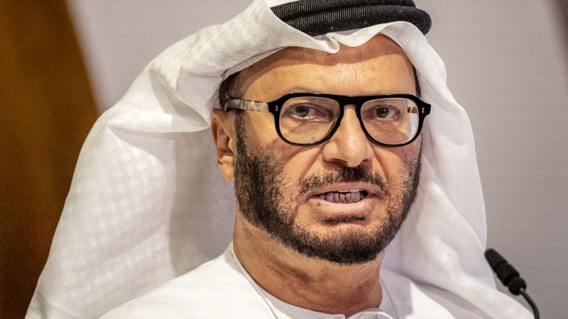 قرقاش يشيد بالبديهية الاستراتيجية للرئيس السادات في حرب أكتوبر والتي يغيب عنها العديد من القادة حتى اليوم