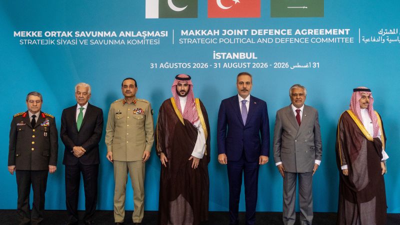 قطر تعلق على بدء تنفيذ التزامات الدفاع المشترك في حلف مكة وفق CNN Arabic