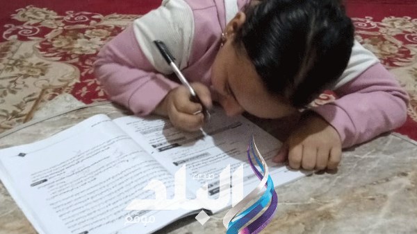 أزمة طالبة حدائق أكتوبر بين قرار رد الصف الثالث ووالدها يؤكد استلام كتب الصف الرابع