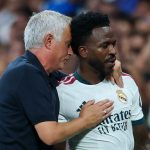 مورينيو يستبعد فينيسيوس من تشكيل ريال مدريد في مباراة الكلاسيكو القادمة