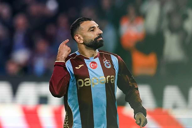 داعية تركي يحذر مشجعي طرابزون سبور بعد هتاف محمد صلاح: خطر غضب الله والبلاء يقترب