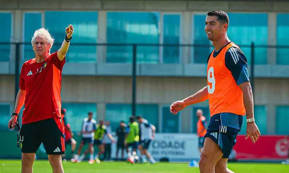 شروط جيسوس تعيق عودة رونالدو لمنتخب البرتغال في الفترة المقبلة