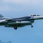 لوكهيد مارتن تقدم طائرة إف-16 بلوك 70/72 لدولة غير محددة