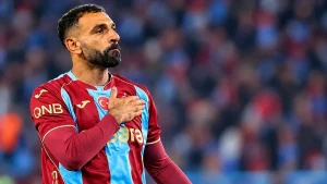 مدرب طرابزون يعقد اجتماعًا مع صلاح لمناقشة أزمة الترتان قبل لقاء كوبس بدوري المؤتمر الأوروبي