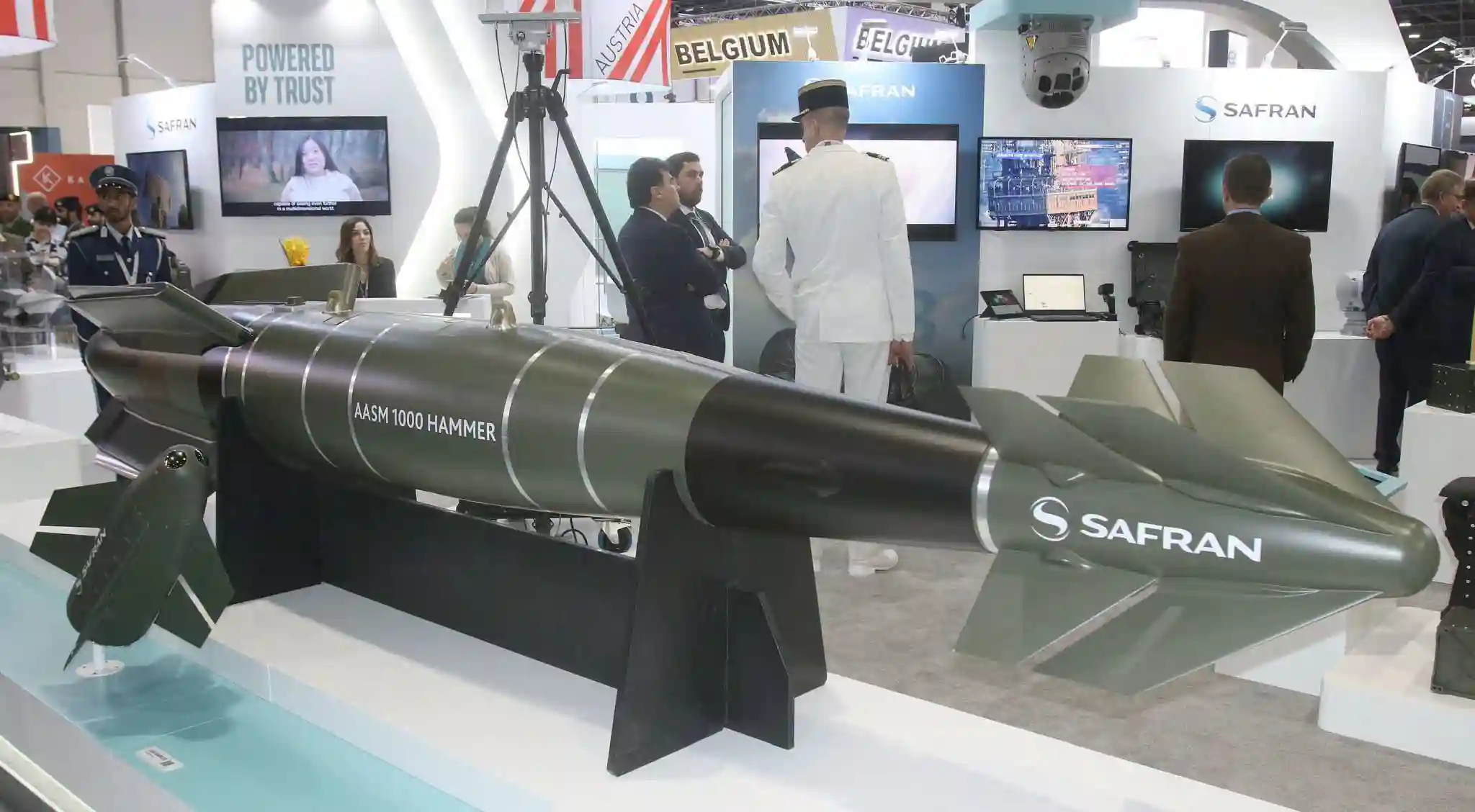 مصر تعلن رسميًا امتلاك قنابل AASM Hammer 1000 الفرنسية الدقيقة